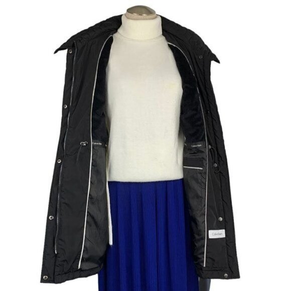 Calvin Klein Fur Trimmed Diamond Quilted 3/4 Length Coat - Black, Size Large - Picture 9 of 12